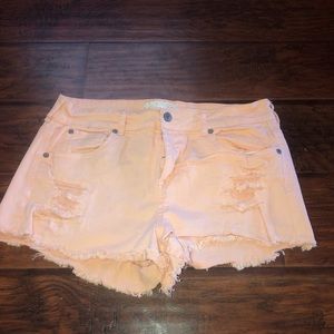 Super cute peach alter’d state denim shorts!!